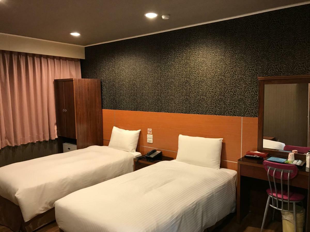 Long Siang Hotel Καοσιούνγκ Εξωτερικό φωτογραφία